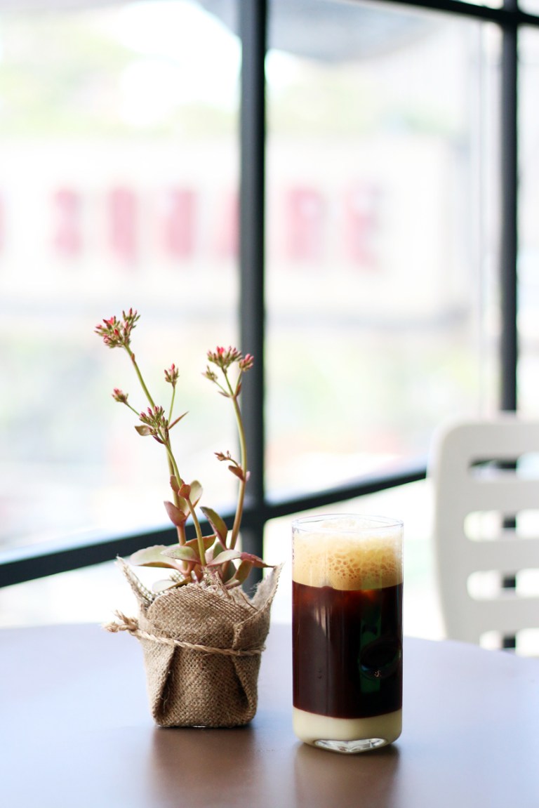 The-Coffee-Room-06-Coffee02