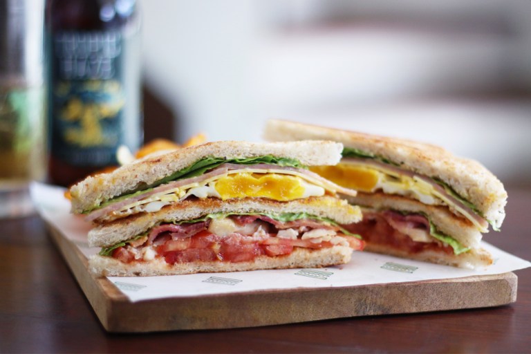 Mr-Grahams-06-The-Club-01